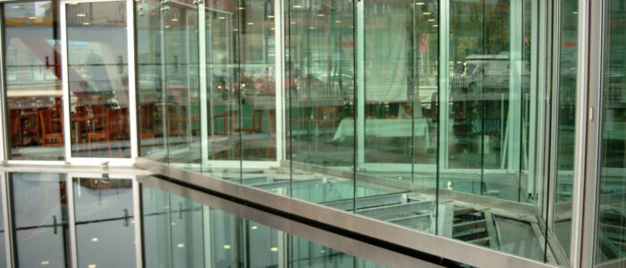 Begehbares Glas im XX-Haus Hamburg